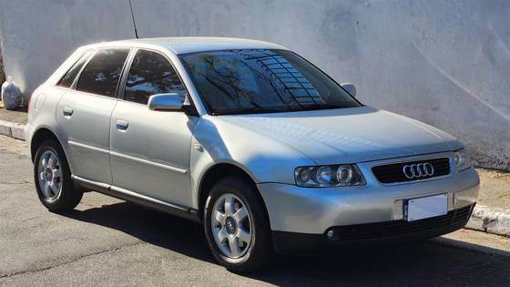 AUDI A3 1.8 20V 150CV TURBO GASOLINA 4P AUTOMÁTICO
